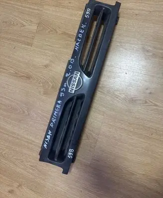 Nissan Primera Front bumper upper radiator grill 6231057J00 6231050J00