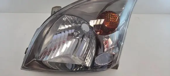 Toyota Land Cruiser (FJ75) Headlight/headlamp