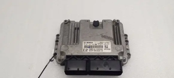 Suzuki SX4 S-Cross Engine control unit/module 0261S21344 3391053S00