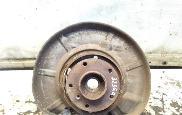 BMW 5 E60 E61 Rear wheel hub