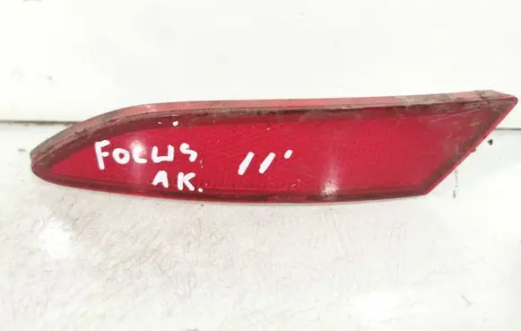 Rear tail light reflector