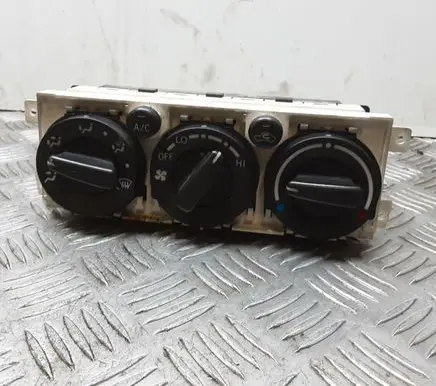 Toyota Avensis T250 Climate control unit MB1465700733 5590005100