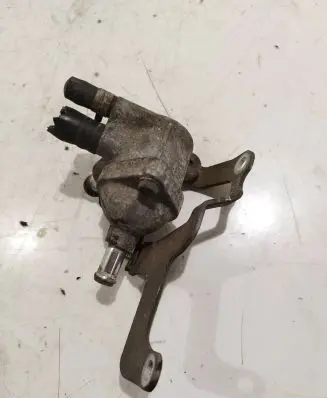 Subaru Legacy Thermostat housing 