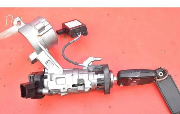 Opel Astra J Ignition lock 20912838