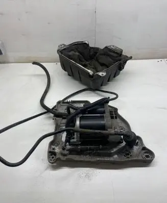 Citroen C4 Grand Picasso Air suspension compressor/pump 9801906980