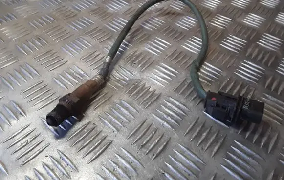 Mercedes-Benz A W169 Lambda probe sensor 0035427018 0258017016 0258017017