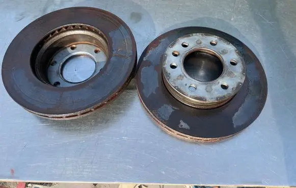 Mercedes-Benz Sprinter W907 W910 Front brake disc A907421010007