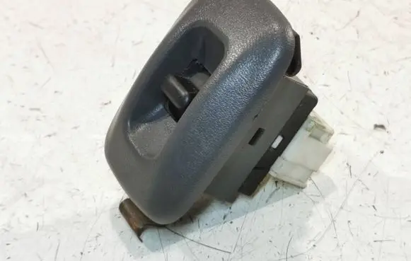 Nissan Navara D22 Electric window control switch