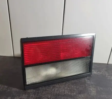 Citroen Xantia Tailgate rear/tail lights 29100202