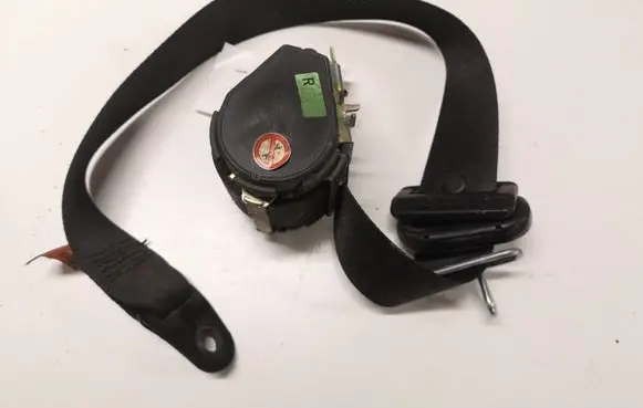 Ford Focus Front seatbelt 98ABA61294DC 560626601