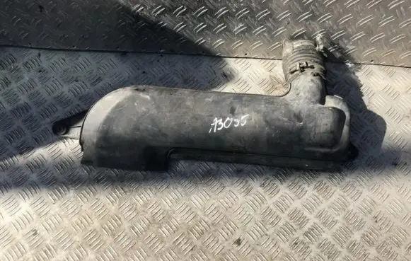 Mazda 626 Air intake hose/pipe