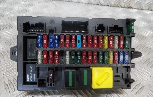 Land Rover Discovery Fuse box set