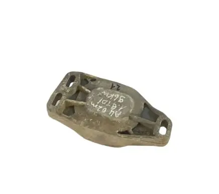 Audi A4 S4 B6 8E 8H Engine mounting bracket 8E0199335A