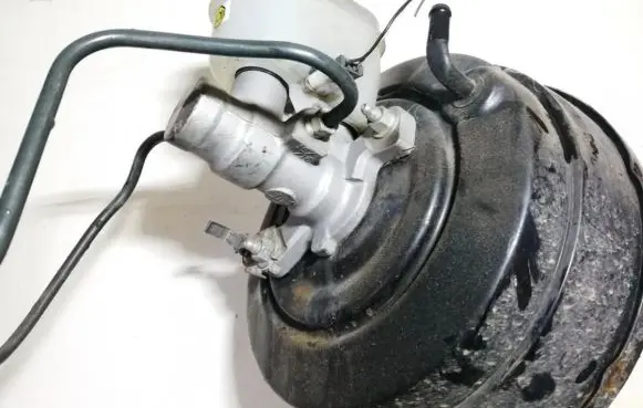 Subaru Forester SH Master brake cylinder agt050
