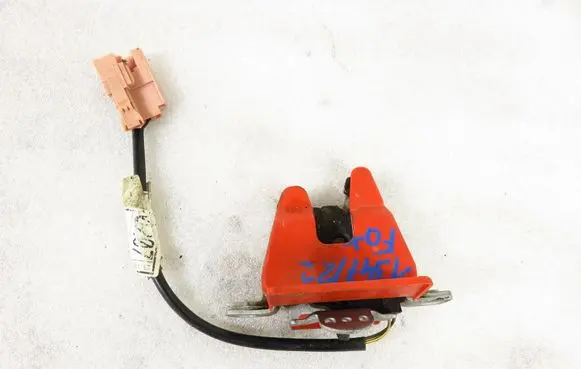 Volkswagen Fox Tailgate/trunk/boot lock/catch/latch 5Z6827505J
