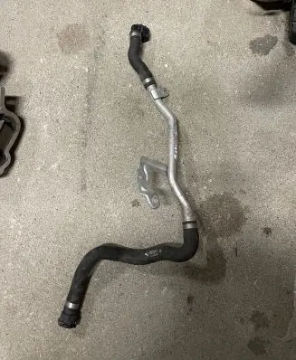 BMW 3 G20 G21 Air intake hose/pipe 6820399