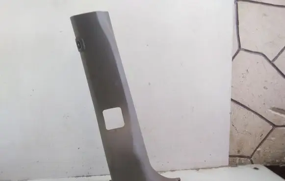 Chrysler Voyager (B) pillar trim (bottom) 18469C