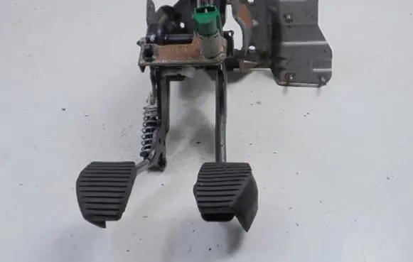 Peugeot 301 Pedal assembly 0448536J