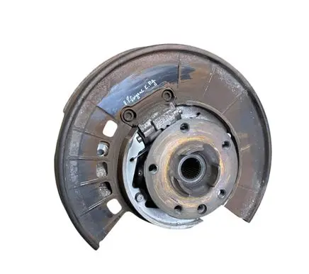 Rear wheel hub