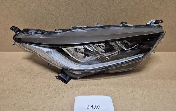 Toyota Yaris XP210 Headlight/headlamp K08