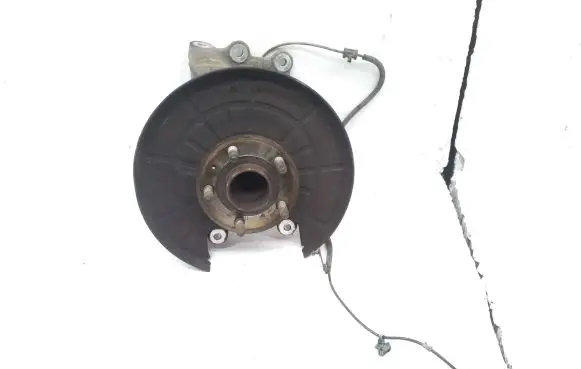 Opel Insignia A Rear wheel hub spindle/knuckle 