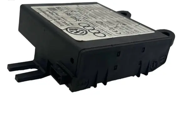 Audi A4 S4 B7 8E 8H Alarm control unit/module 8H0951178 510030630 36591032149A