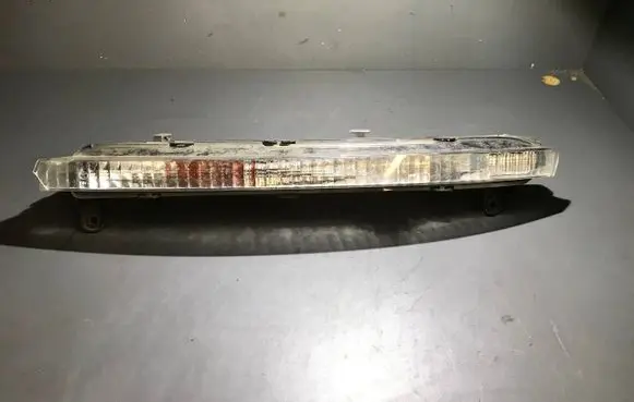 Front indicator light