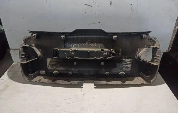 Audi A4 S4 B8 8K Tailgate/boot lid cover trim 8K9867979