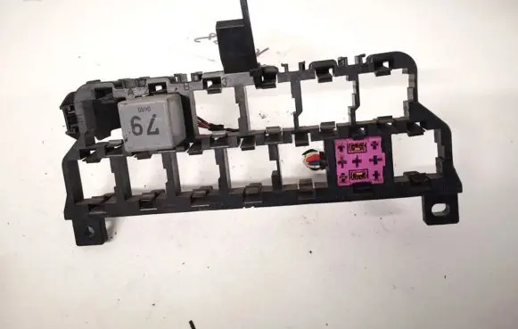 Volkswagen Golf IV Fuse box set 8d0937503e