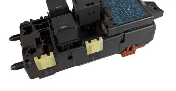 Mitsubishi Space Star Fuse box set MR318828