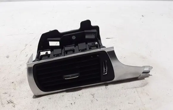 Audi A6 S6 C7 4G Dashboard side air vent grill/cover trim 4G1820901