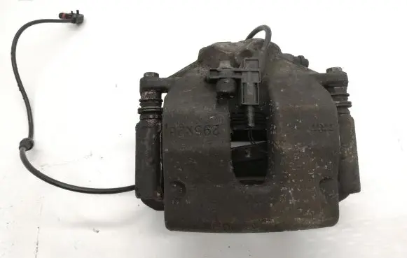 Mercedes-Benz C W204 Front brake caliper
