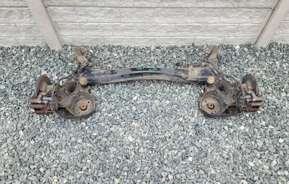 Peugeot 3008 II Rear axle beam 12286