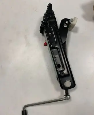BMW 7 E65 E66 Lift Jack 6767945