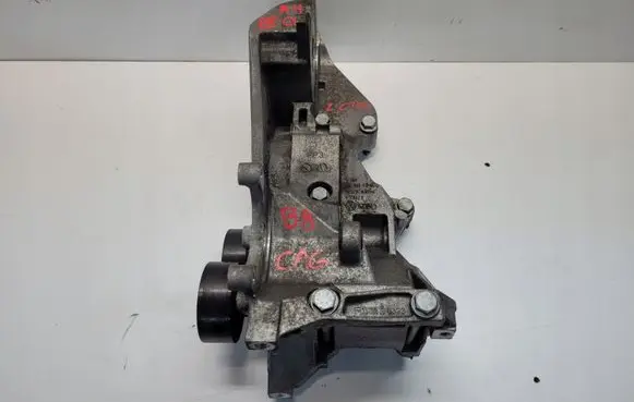 Audi A5 8T 8F Generator/alternator bracket 03L903139H