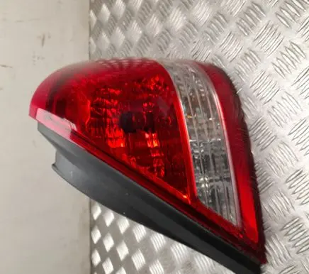 Nissan Tiida C11 Rear/tail lights 22504002