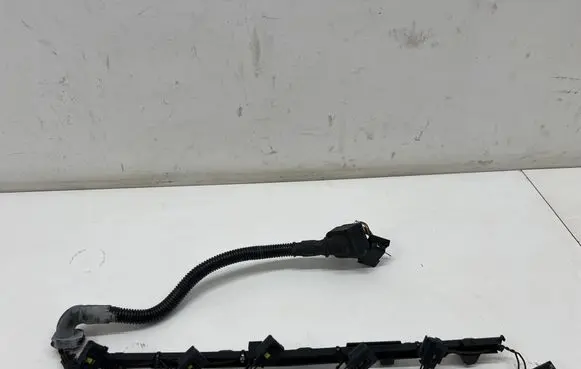 BMW 6 F06 Gran coupe Fuel injector wires 7550666