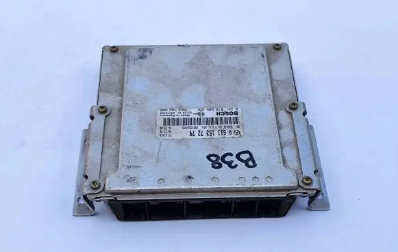 Mercedes-Benz Vito Viano W638 Engine control unit/module ECU A6111537279 0281010606 28RTE000