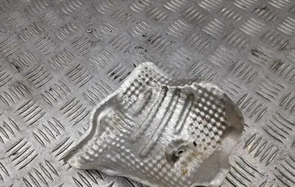 Audi Q7 4L Exhaust heat shield 7P0521443B