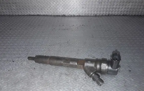 Chrysler Voyager Fuel injector 0445110059