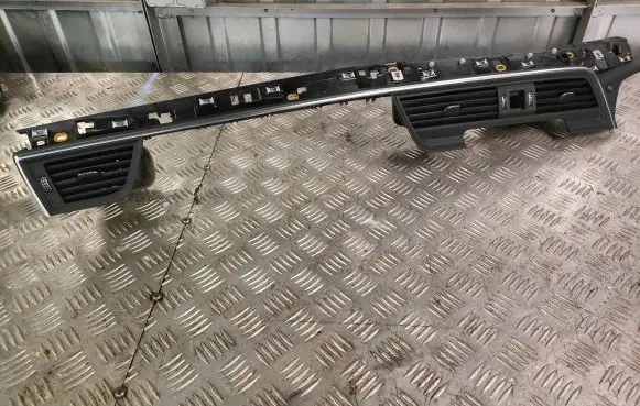Audi Q5 SQ5 Dashboard side air vent grill/cover trim 80a820902b