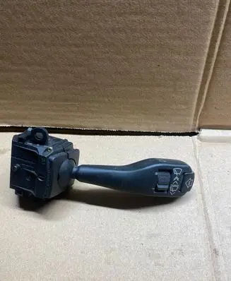 BMW 5 E39 Light switch 8375407 01204010
