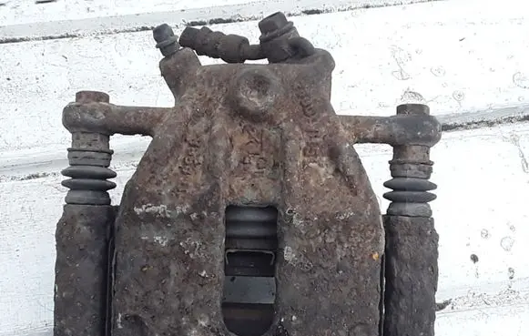 Nissan Micra Front brake caliper