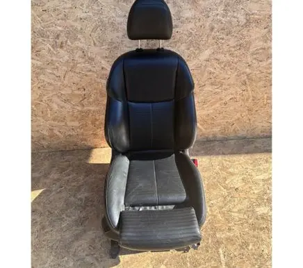 Infiniti Q50 Front passenger seat 