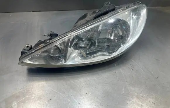 Peugeot 206 Headlight/headlamp 9628666880 89001771 6204S9087275