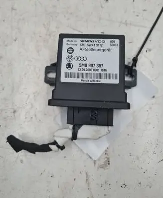Volkswagen PASSAT B6 Light module LCM 5M0907357