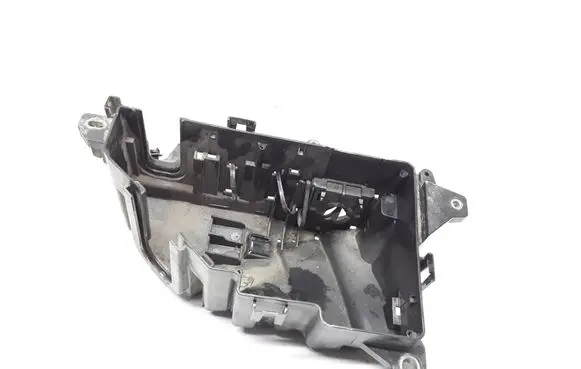 Volvo S90, V90 Fuse box cover 31409279