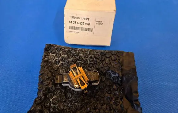 BMW 5 F10 F11 Rain sensor 6832976