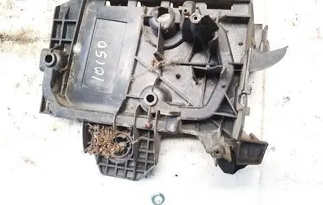 Battery box tray
