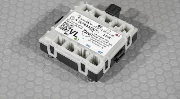Mercedes-Benz Sprinter W907 W910 Door control unit/module A9079000907 A9079019000 A1679024909